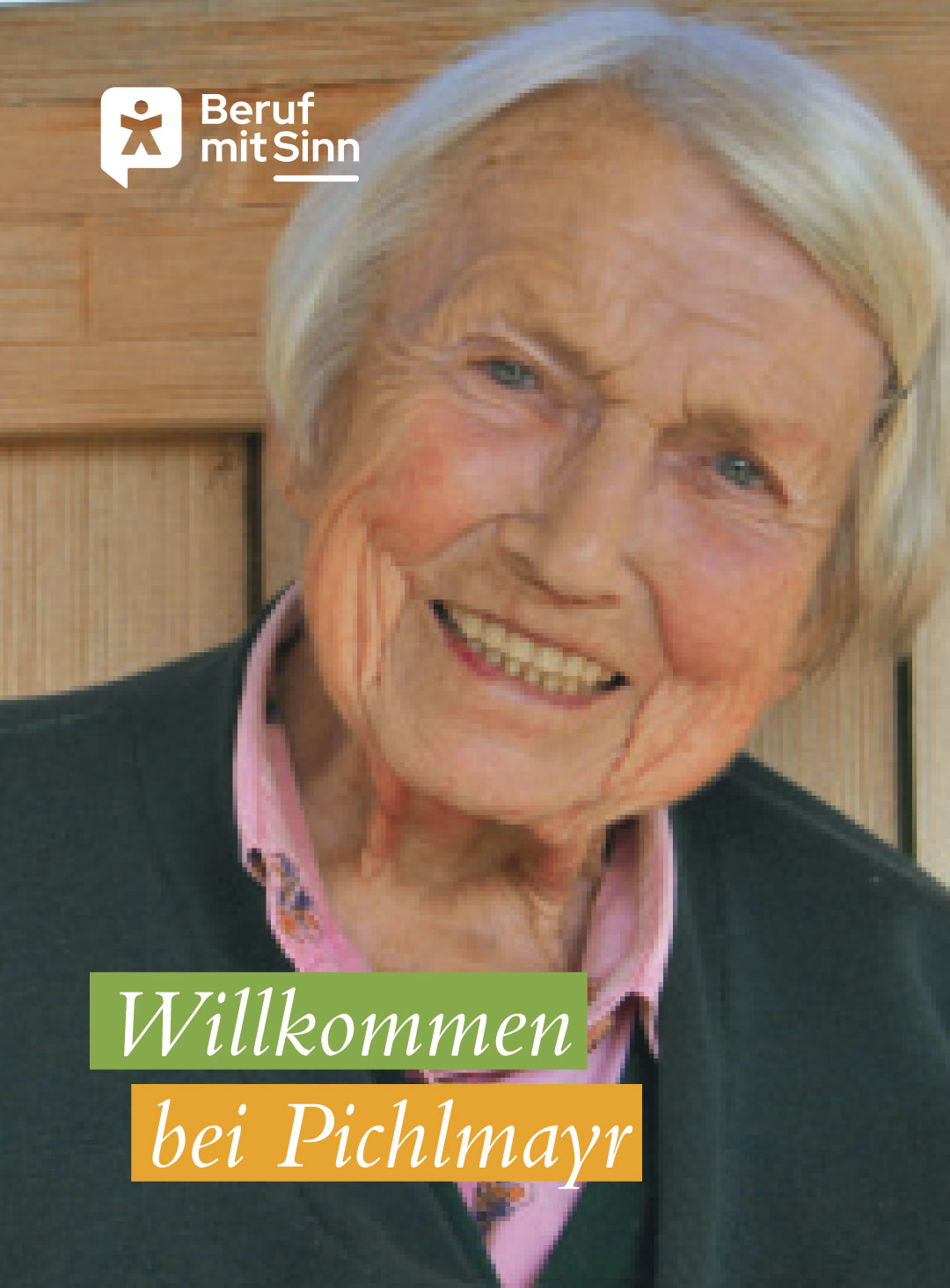 Willkommensgrafik mit lächelnder Seniorin in einem Holzpavillon